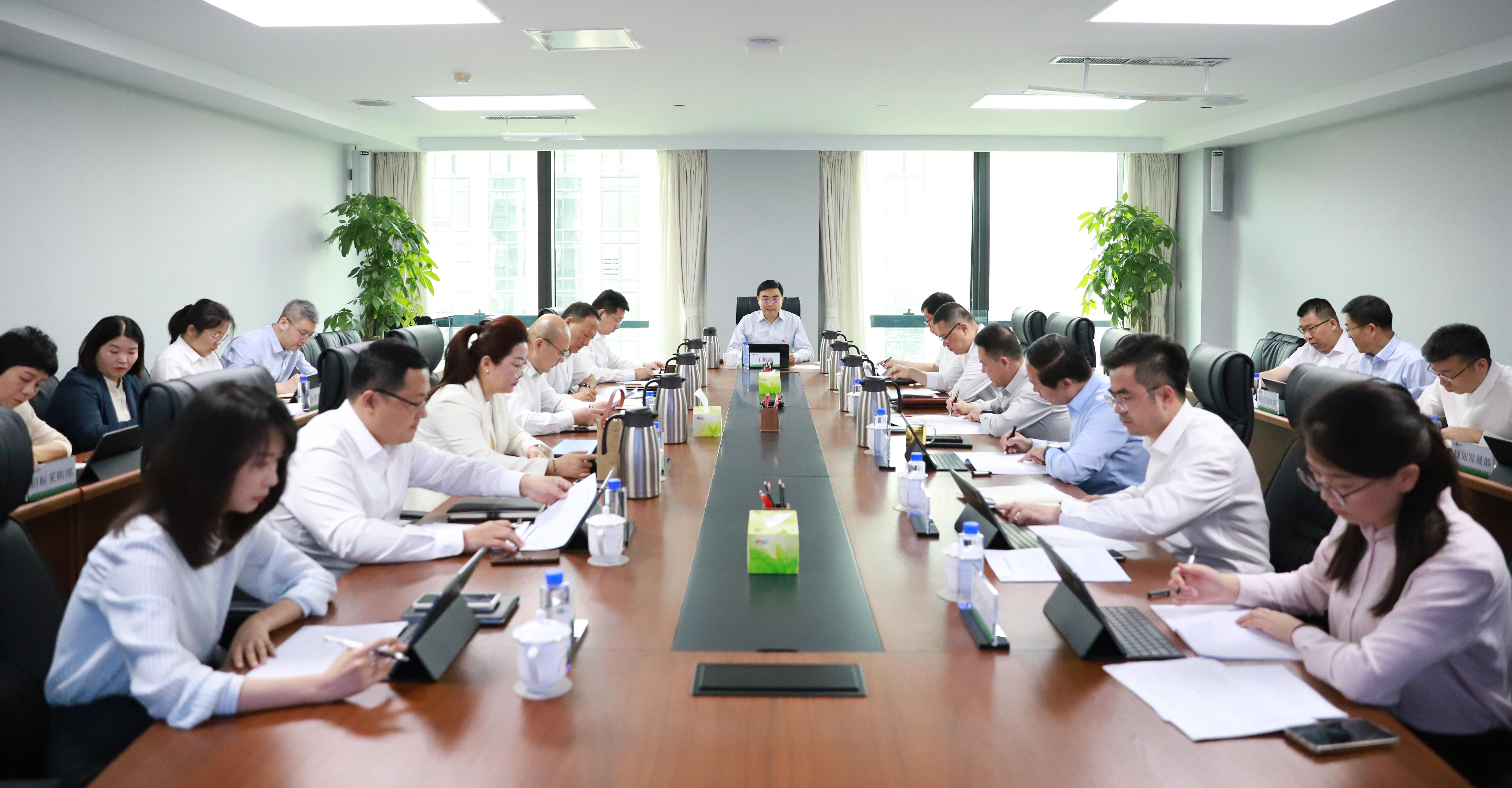 山東環(huán)保集團(tuán)黨委理論學(xué)習(xí)中心組圍繞深化國資國企改革與強(qiáng)化制度執(zhí)行落實(shí)開展專題學(xué)習(xí)研討